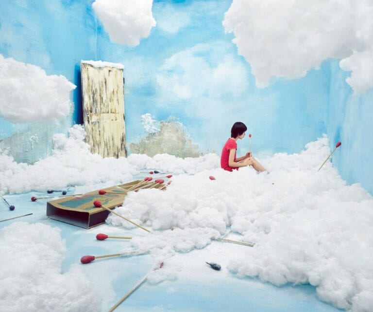 Jee Young LEE