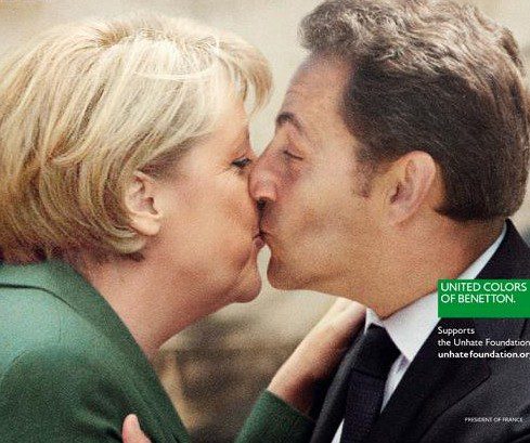 Buzz : Sarkozy et Merkel s&#039;embrassent pour la campagne Benetton